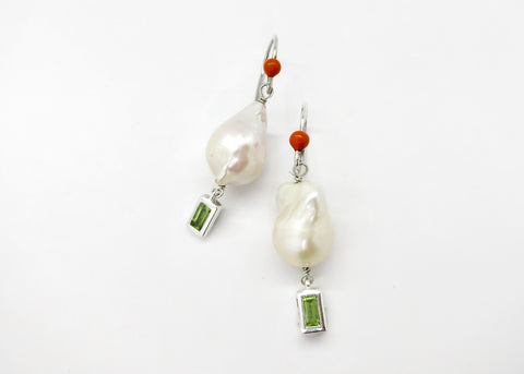 August (baroque pearl birthstone earrings)