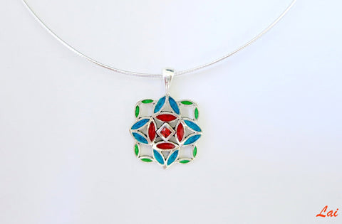 Beautiful and unique, small square enamel pendant - Lai