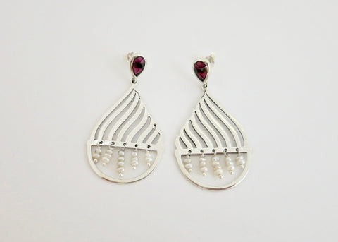 Exquisite, dancing 'jhalar' pearl and garnet earrings - Lai