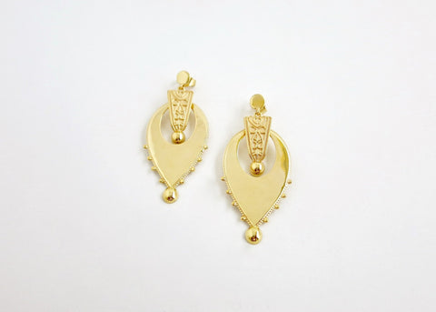 Exquisite, gold plated, inverted-drop shape Victorian earrings - Lai
