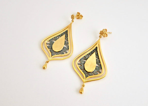 Gorgeous gold plated two tone Chandni drop earrings Lai