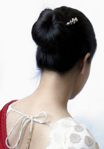 Stunning, geometric, Thandatti bun stick