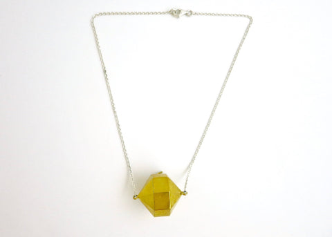 Super chic, minimalist, polygon locket in gold-plated brass with sterling silver chain - Lai