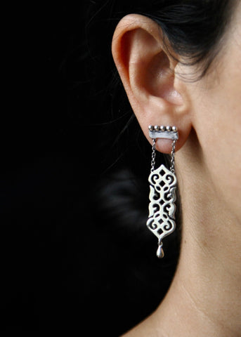 Timeless, long, dangling 'Fatehpuri' chain earrings - Lai