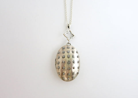 Victorian-era inspired, beautiful locket pendant with fine granulation work