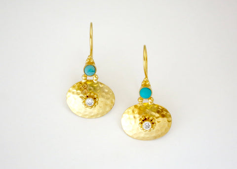 Chic, Greek-inspired, gold-plated, hammer-finish earrings with turquoise and zircon