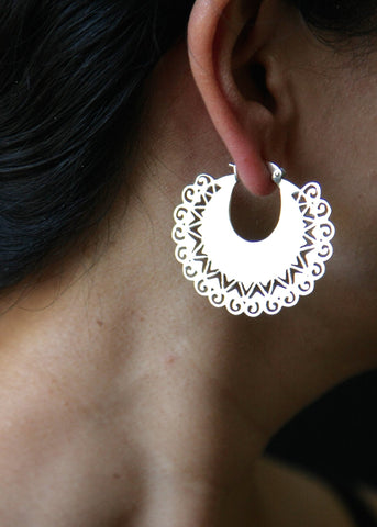 Alika dramatic hoops with hammer finish - Lai