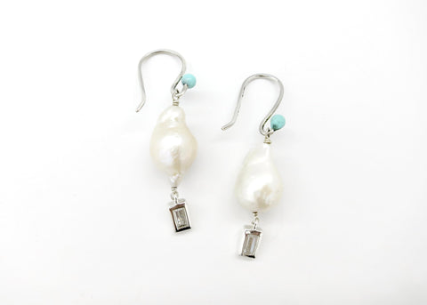 April (baroque pearl birthstone earrings) - Lai