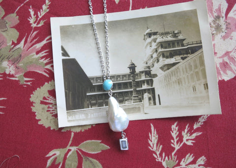 April (baroque pearl birthstone necklace) - Lai