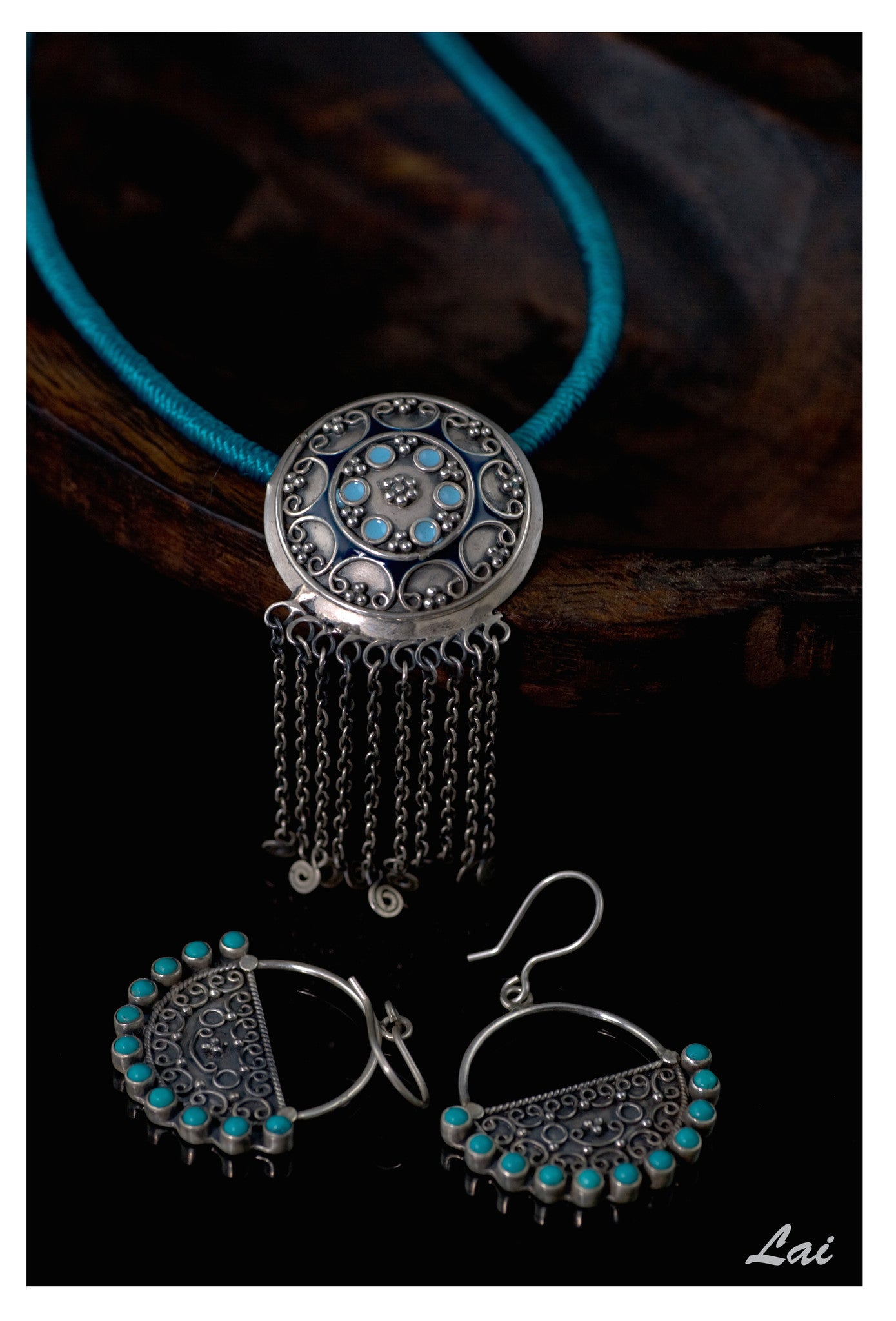Earring - Sui Dhaga - 3r Pearl Sutti Cap - Kashmiri Jumka | Gujjadi Swarna  Jewellers