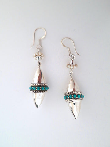Chic and elegant Samarkand spindle-shape earrings with turquoise and pearls - Lai