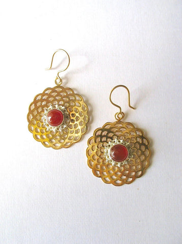 Chic, two-tone gold plated scallop cut-out earrings with carnelian and silver detailing - Lai