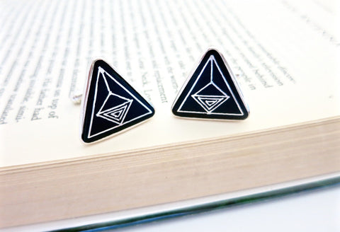 Classic, triangular, Bidri cufflinks