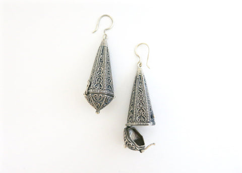 Conversation starting, long, amuletic earrings with fine wire and granulation work - Lai