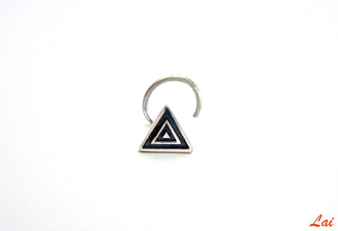 Dainty, minimalist, and chic triangle nose pin - Lai