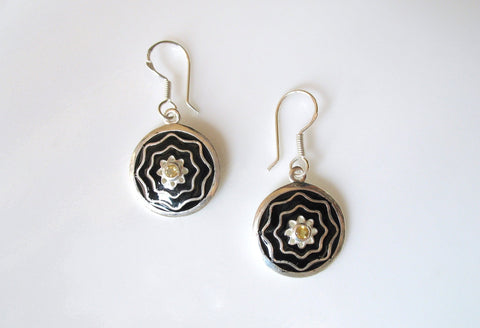 Dainty, round earrings with citrine and fine black enamel work