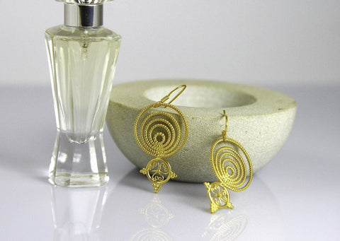 Delicate, Greek-inspired, concentric, filigree, gold-plated earrings - Lai