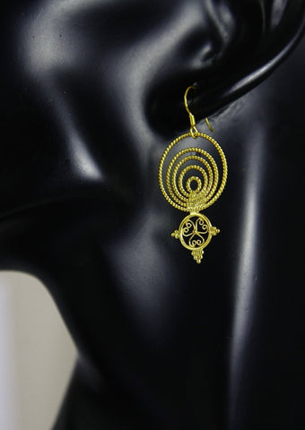 Delicate, Greek-inspired, concentric, filigree, gold-plated earrings - Lai