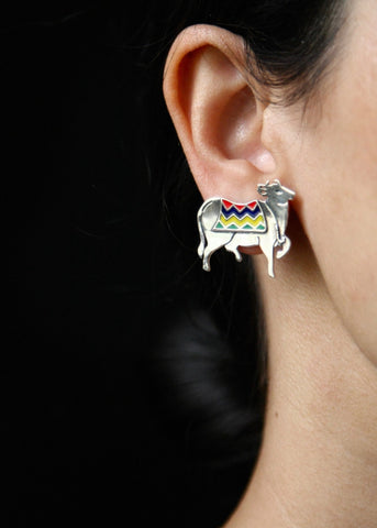 Dramatic 'Gau' (cow) studs - Lai