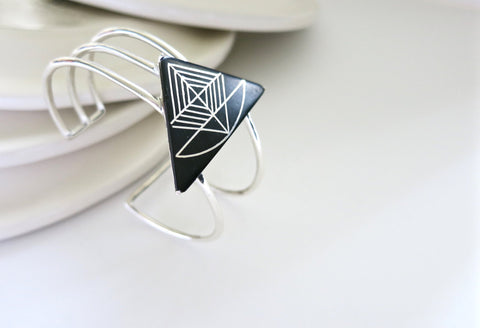 Dramatic triangular Bidri cuff