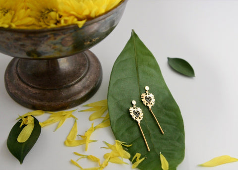 Elegant, gold plated, two-tone 'Zeenat' earrings - Lai