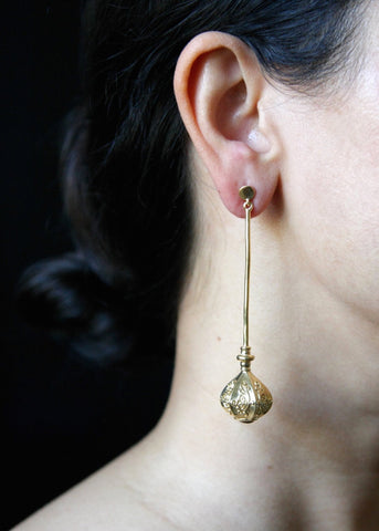 Elegant, stylish, gold plated long earrings with garnet - Lai
