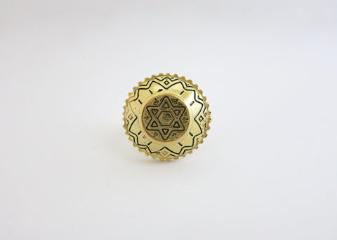 Ethno-tribal, flat top dome, gold-plated brass amulet ring - Lai