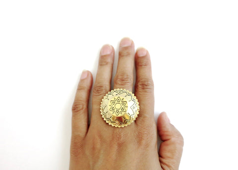 Ethno-tribal, flat top dome, gold-plated brass amulet ring - Lai