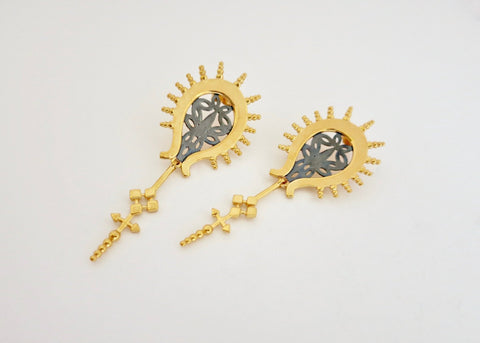 Exquisite, gold plated, two-tone 'Sunehri' earrings - Lai