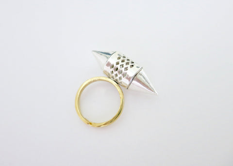 Exquisite, sterling silver, tubular amuletic ring with a gold-plated brass shank - Lai