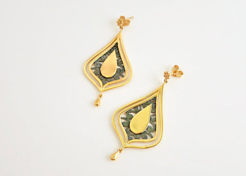 Gorgeous, gold plated, two-tone 'Chandni' drop earrings - Lai