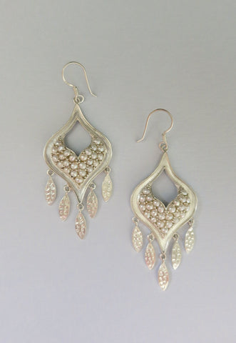 Gorgeous, pearl encrusted earrings with a fringe - Lai