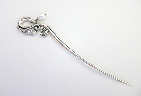 Graceful, swan bun-stick with a dangling pearl - Lai
