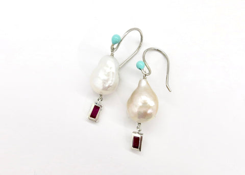 July (baroque pearl birthstone earrings) - Lai