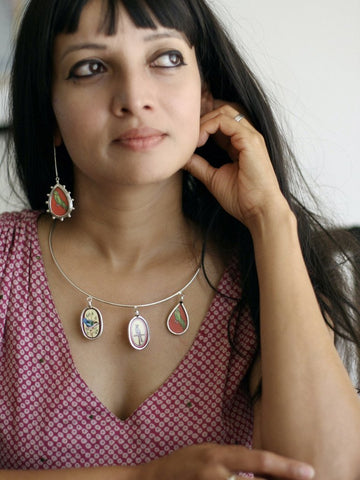 Long, sleek, dangling 'tota' (parrot) earrings - Lai