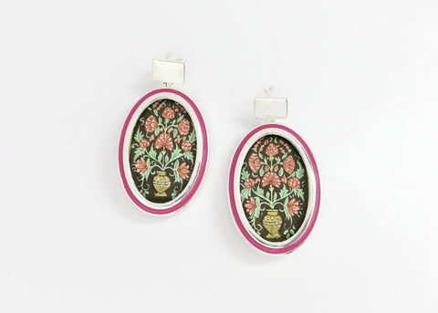 Luxurious, and chic, Mughal 'guldan' (vase) oval earrings