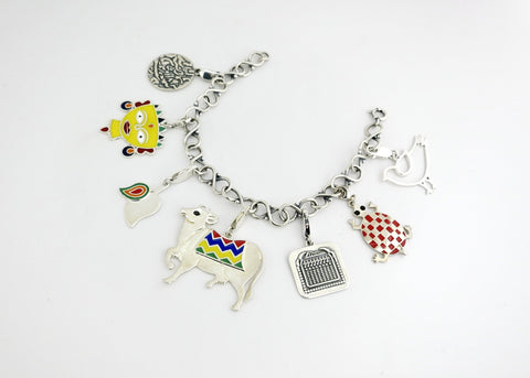 Classic, link charm bracelet