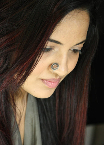 NEW! Stunning circular cut-out nose pin - Lai