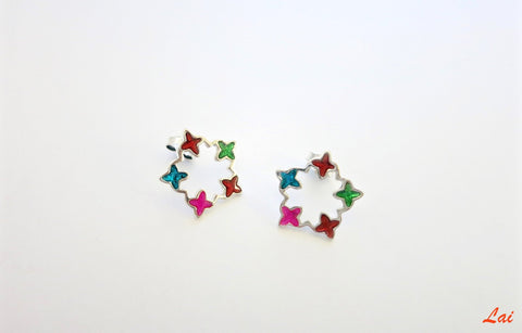 Quirky, enamel flower circular studs - Lai