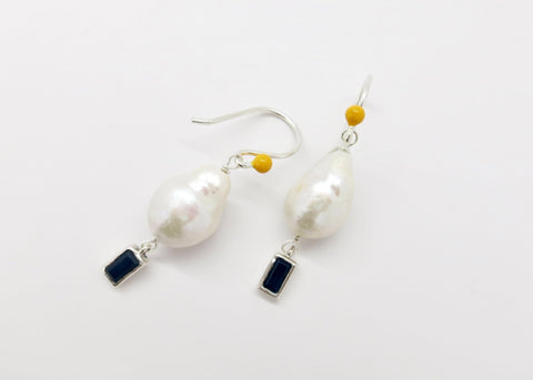 September (baroque pearl birthstone earrings) - Lai