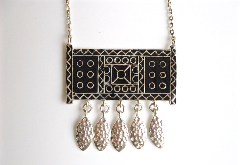 Stunning, bohemian, rectangular pendant necklace with a fringe and fine black enamel work - Lai