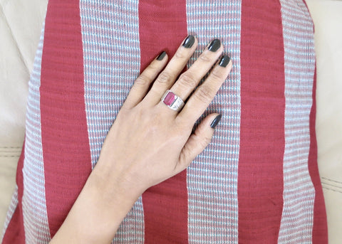 Stunning Pashtun rings with pink stones - Lai