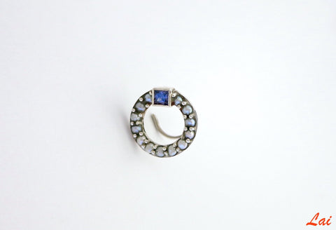 Stunning, pearl encrusted circular nose pin