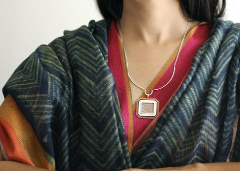 The 'Galecha' necklace: an ode to Indian Minimalism (colorway 2)
