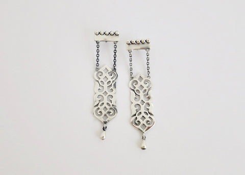 Timeless, long, dangling 'Fatehpuri' chain earrings - Lai