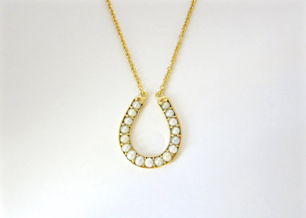 Tiny Horseshoe Necklace | Gold