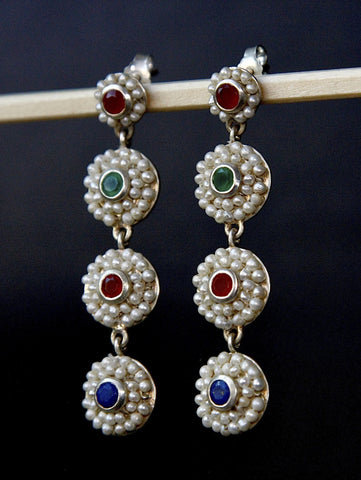 Unique, sleek long earrings with pearls and gemstones - Lai