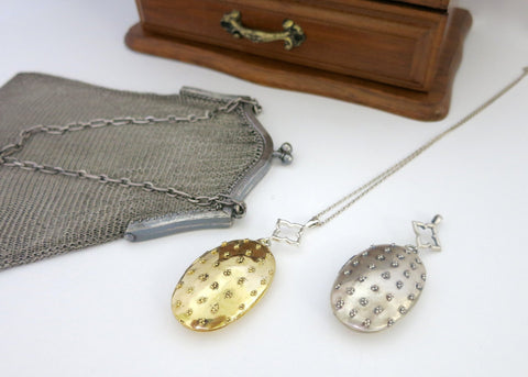 Victorian-era inspired, beautiful locket pendant with fine granulation work - Lai