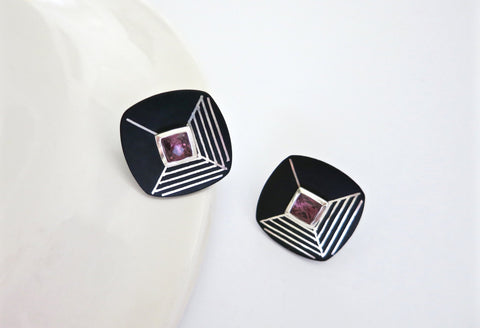 Wear-them-with-everything, modular Bidri earrings