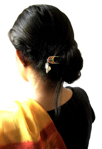 Whimsical, colorful, and artistic enamel-work bun stick - Lai